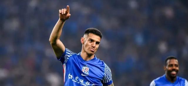 援中锋路易, 路易斯就在, 能打入绝杀