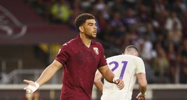 态出色, 负的成绩