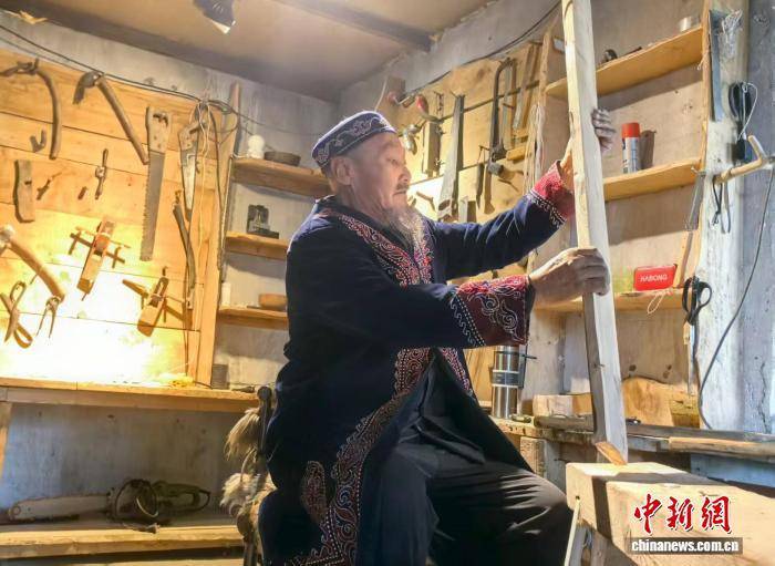 的中小学校, 雪季销售出, 与时俱进使